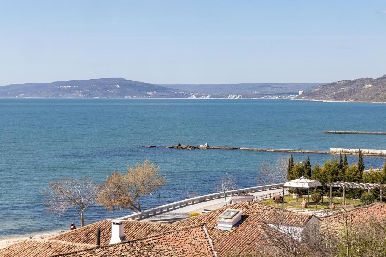 Supreme Beach Apartments Balchik Exterior photo